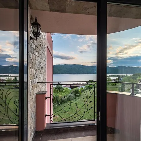 Mobi Dick Family Glavatartsi